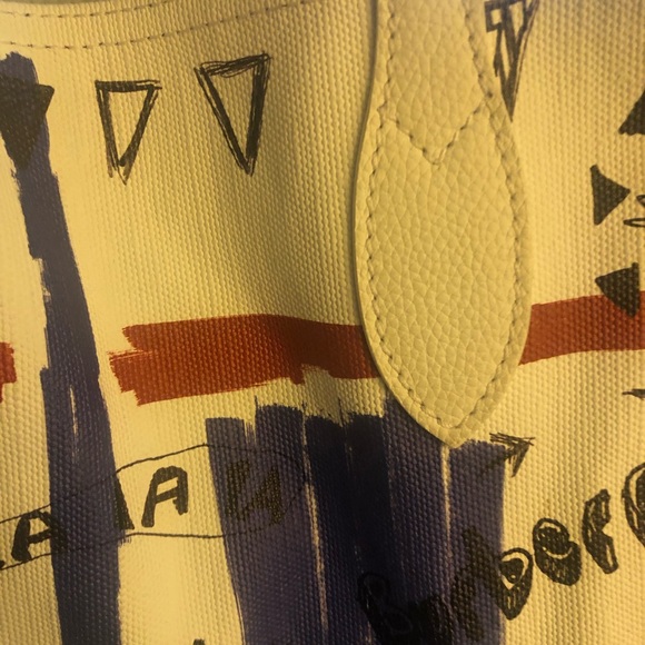 Burberry Tote - Reversible Coated Canvas - Picture 3 of 6